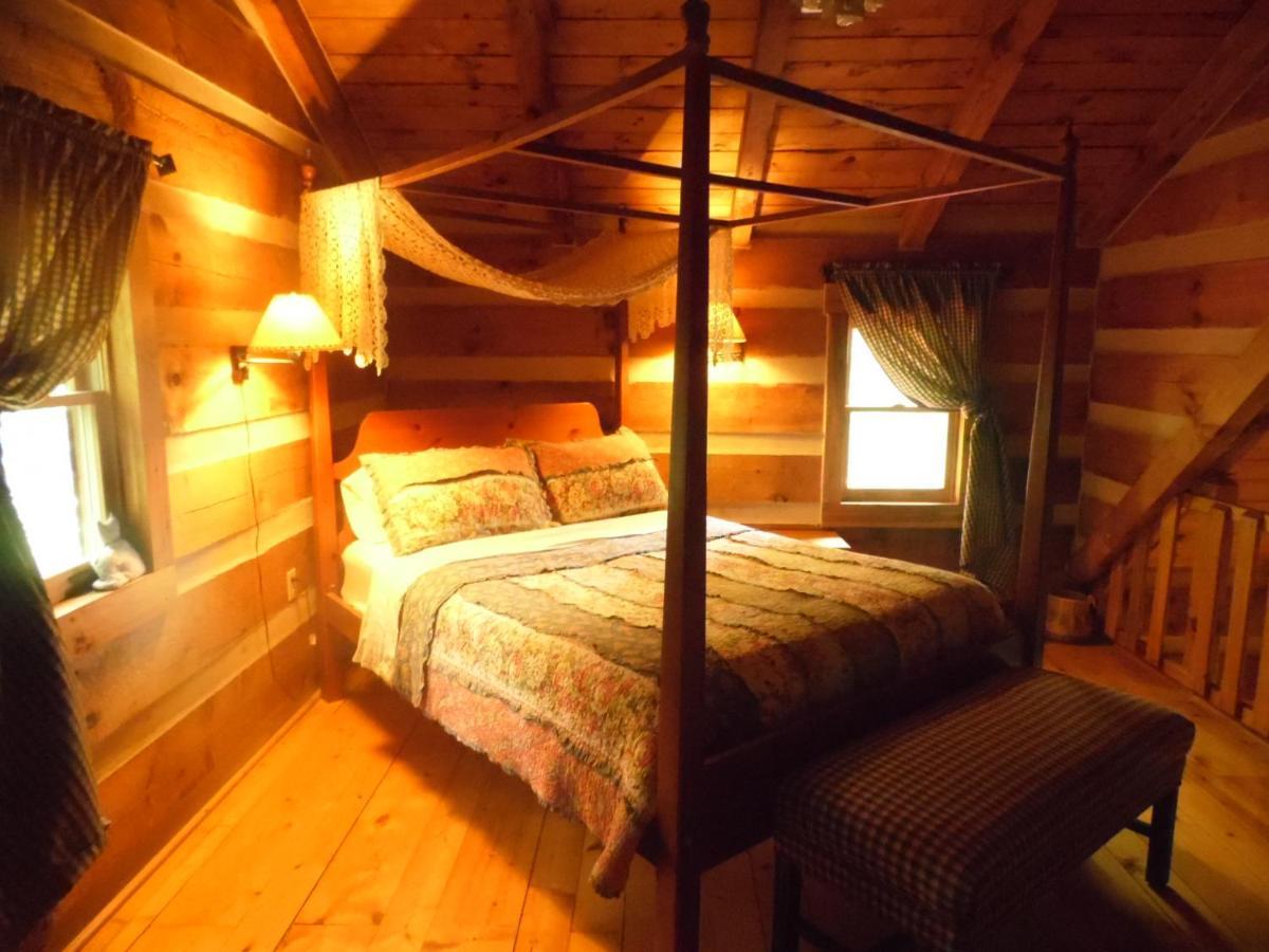 Fiddlers Roost B&B Cabins Galax Exterior photo